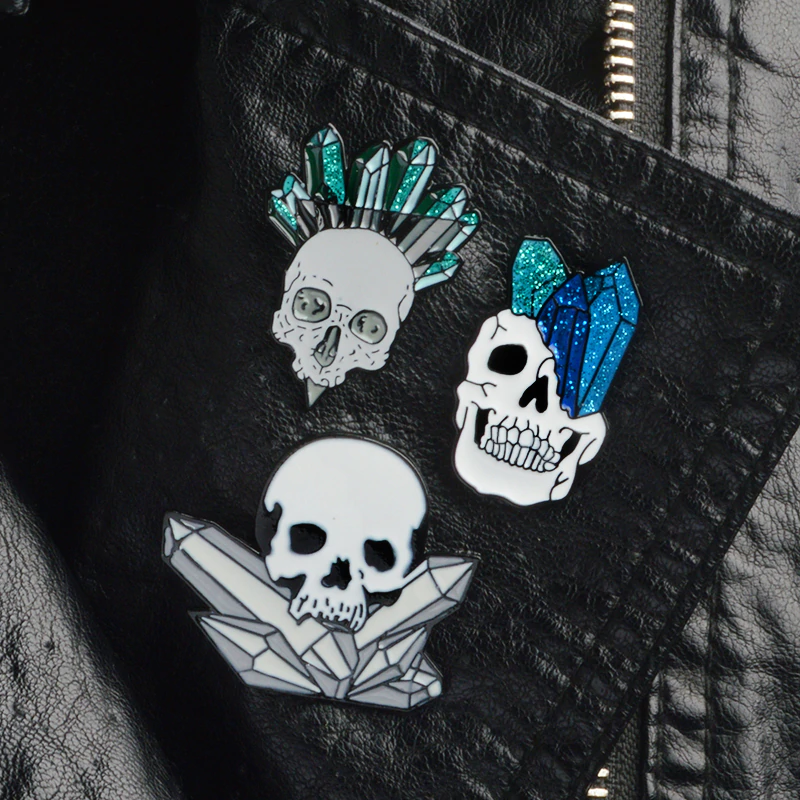 Skull Enamel Pin