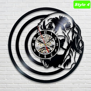 Golden Retriever Wall Clock